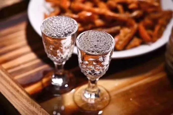 喝酱香白酒的19益处
